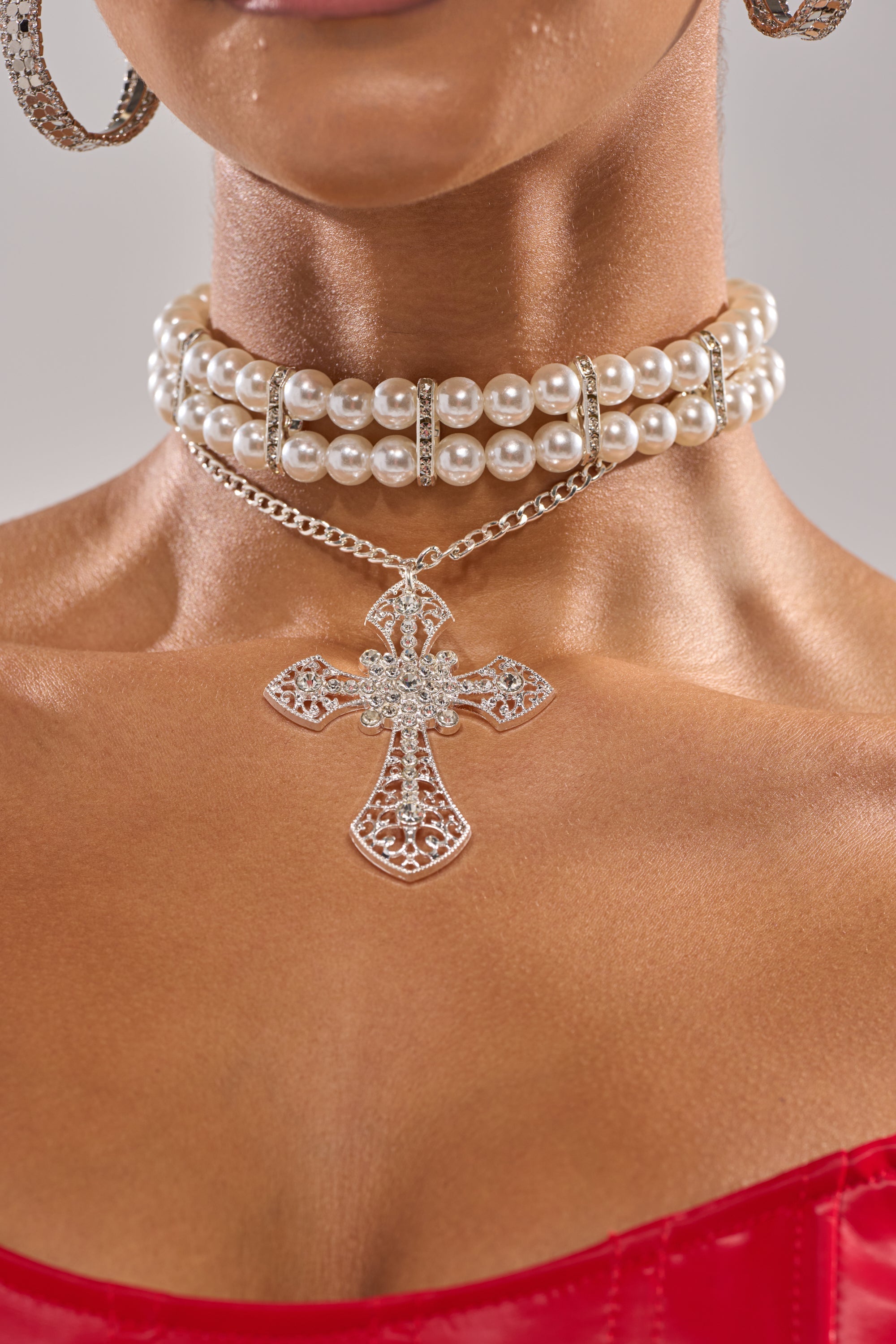 PURE CROSS NECKLACE