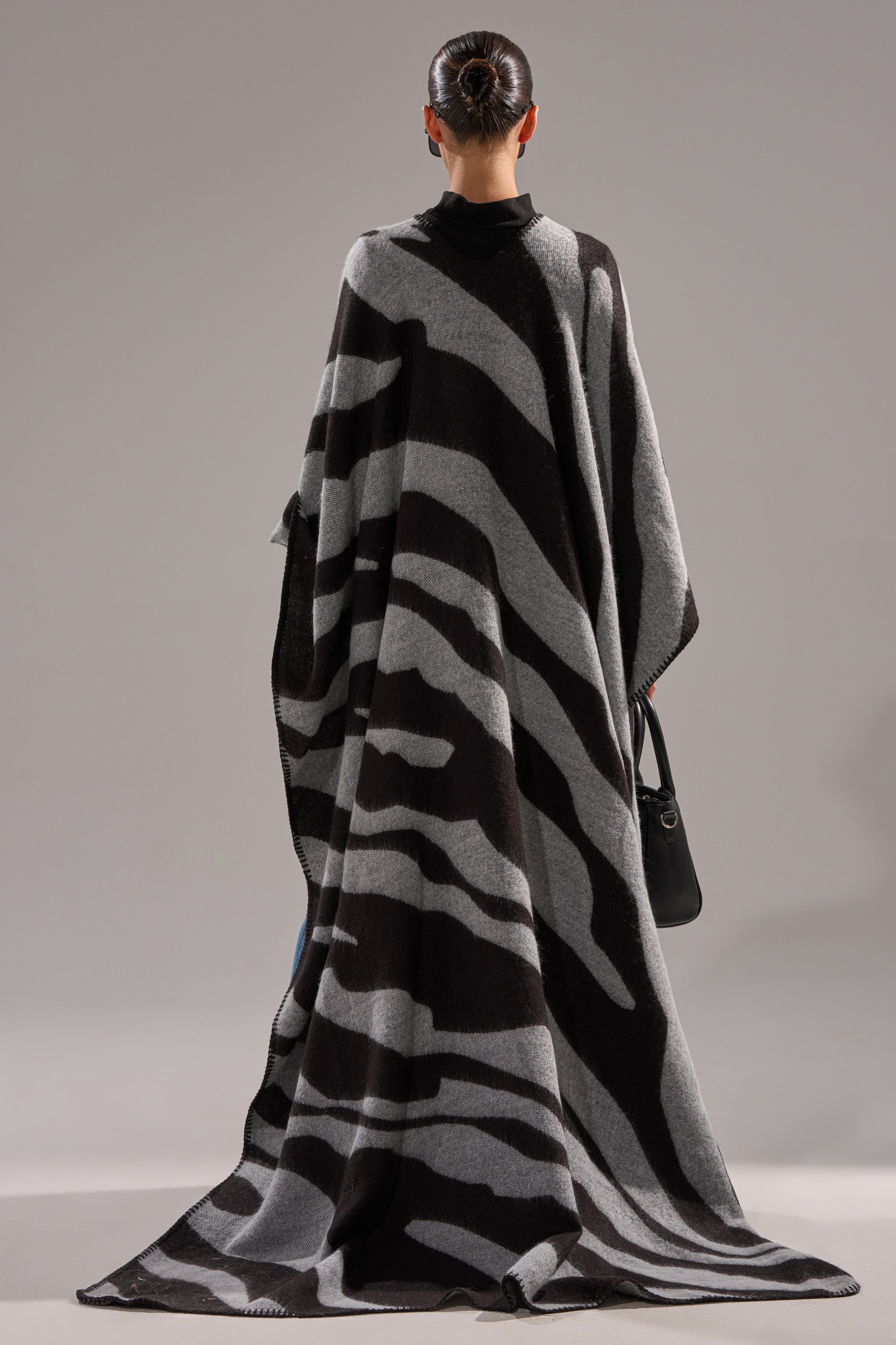 WILD ONE KNIT MAXI PONCHO