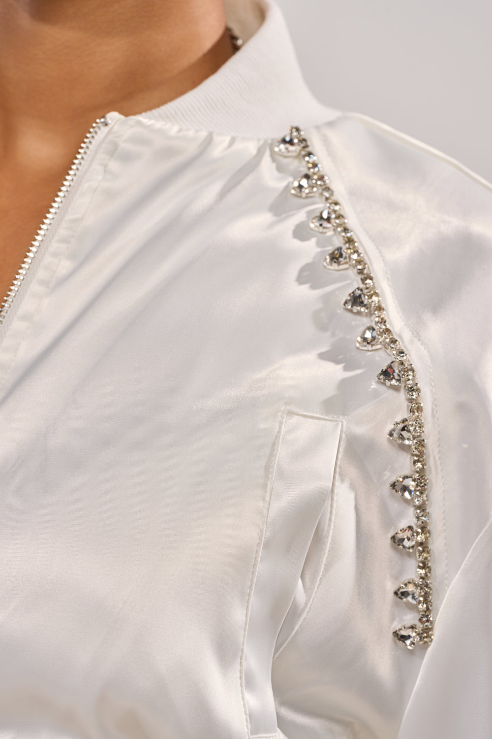 CALL BACK SATIN BOMBER
