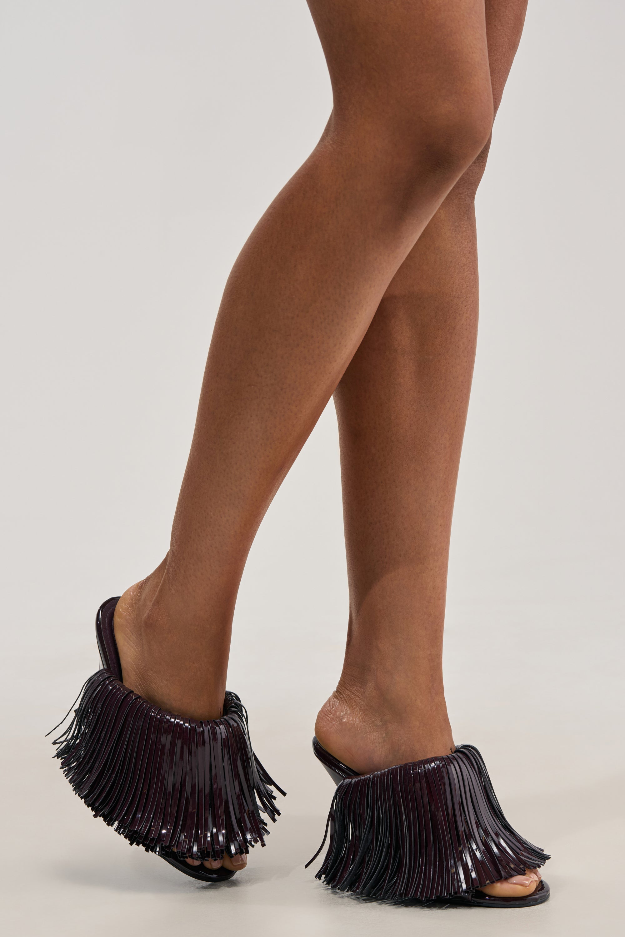 AZALEA WANG VAILYN PURPLE PATENT FRINGE PU WEDGE SANDAL