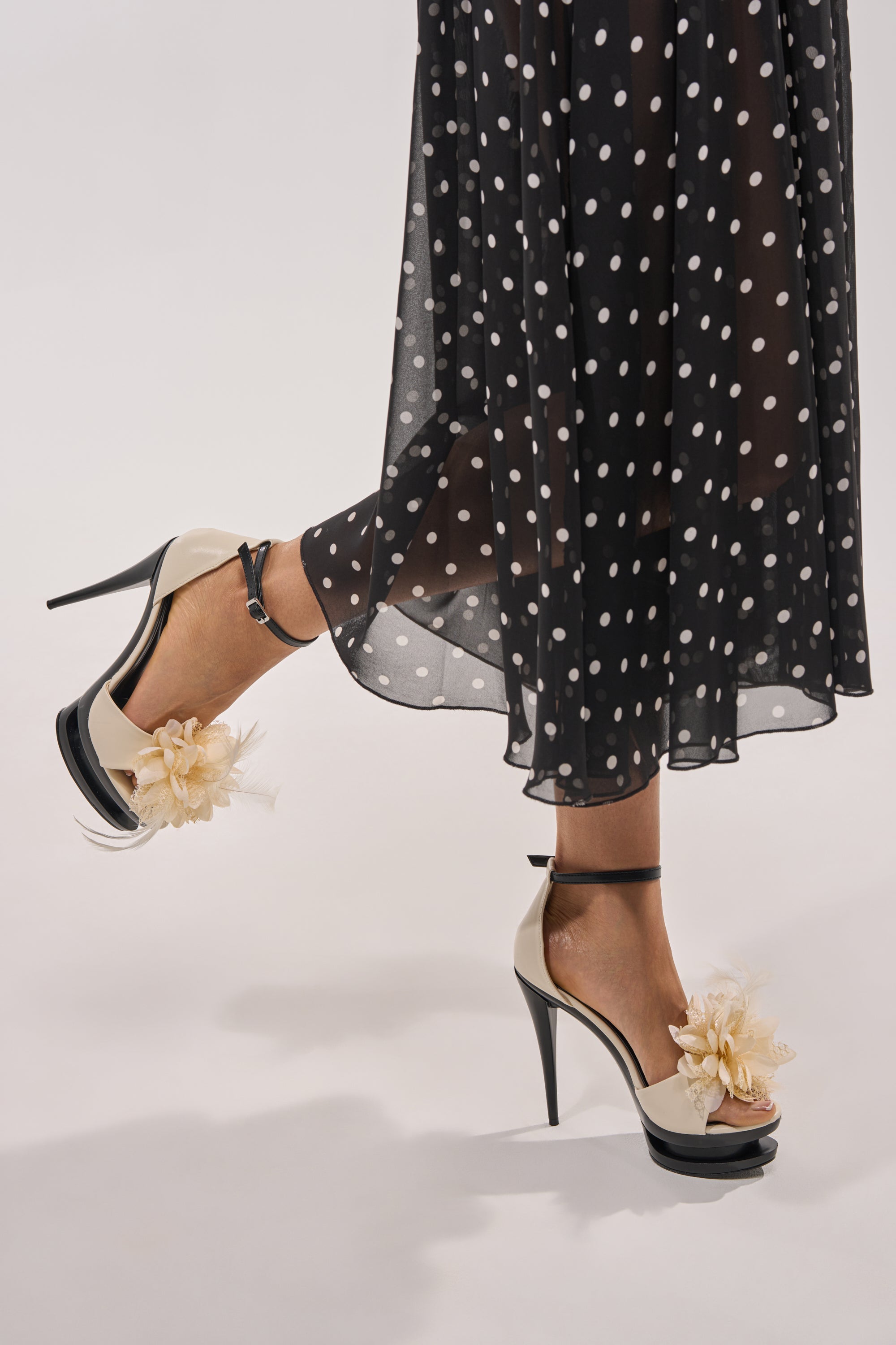 AZALEA WANG VELVETINE IVORY STILETTO PLATFORM SANDAL