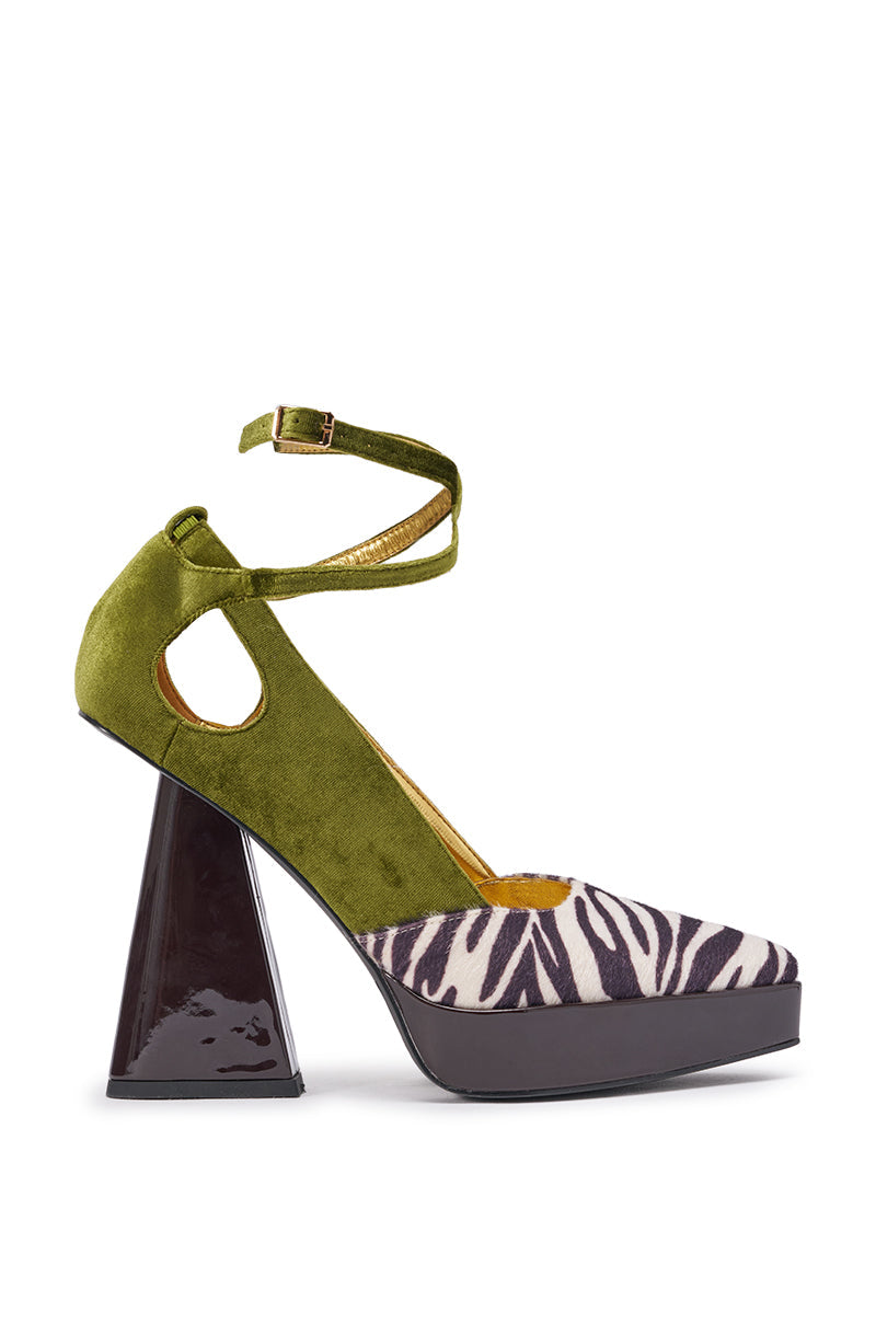 AZALEA WANG VEVELYN OLIVE BLOCK PUMP