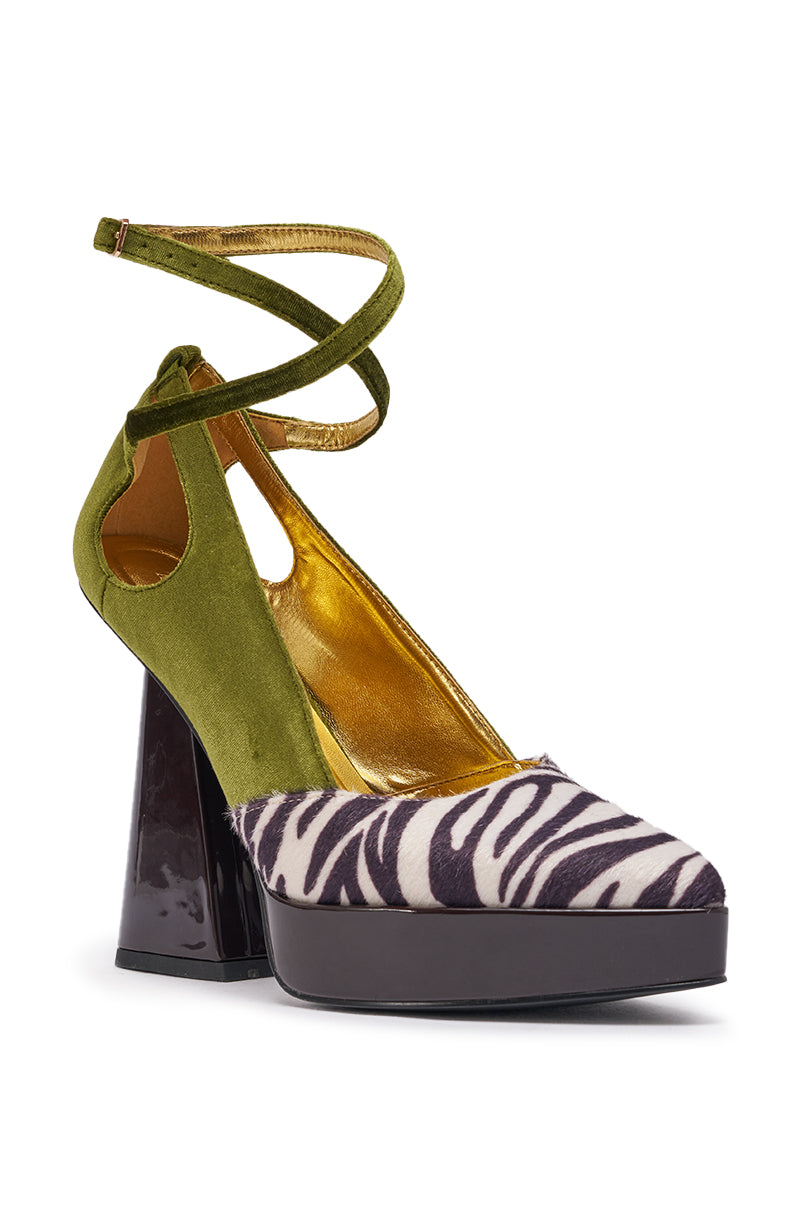 AZALEA WANG VEVELYN OLIVE BLOCK PUMP
