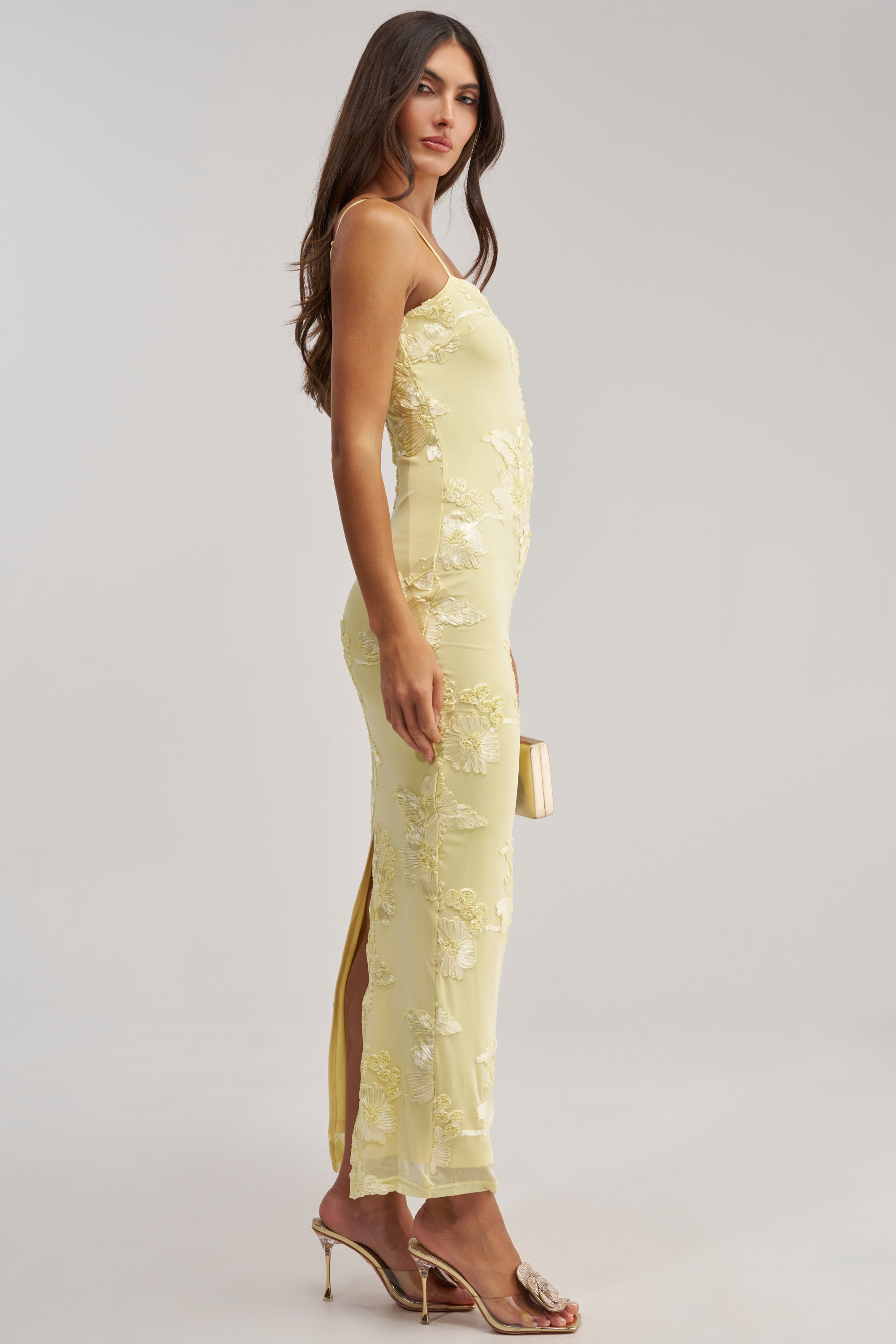 TRY TO KEEP UP FLORAL MIDI DRESS IN YELLOW