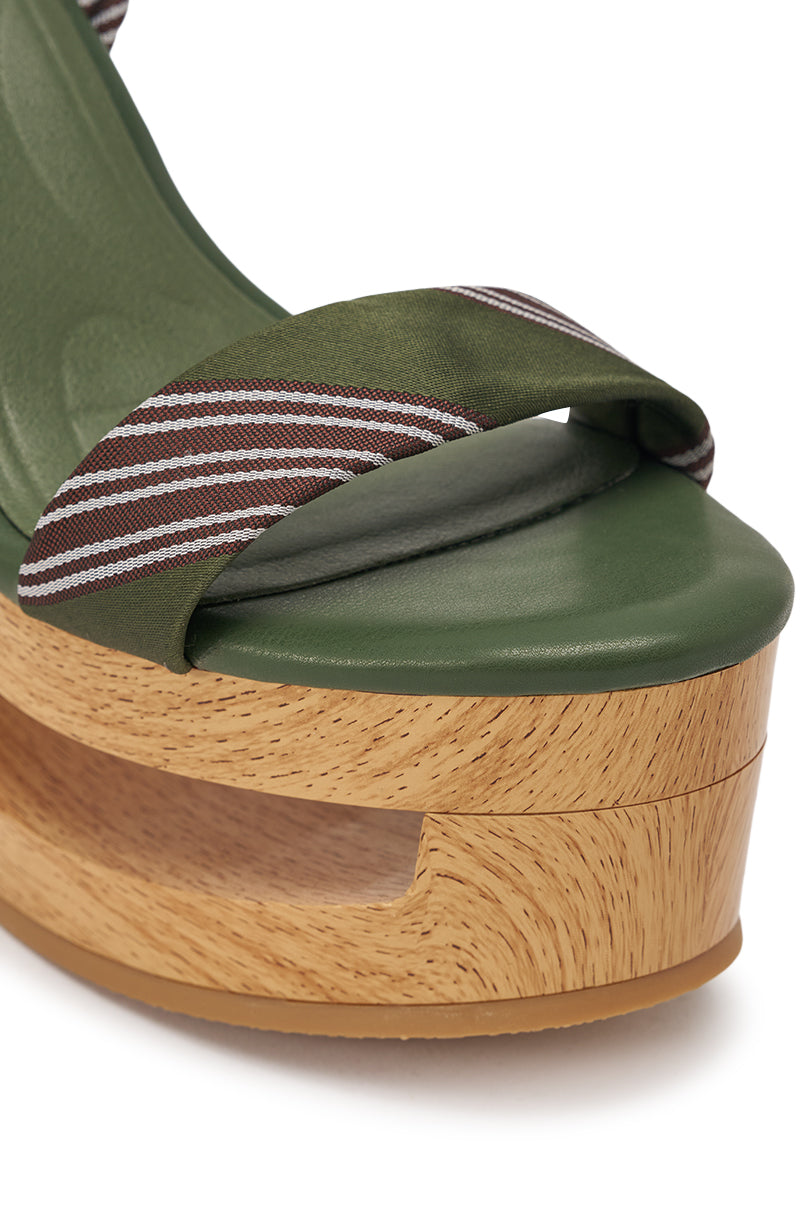 AKIRA GOLD WYNN GREEN TIE LACE UP NOVELTY WEDGE SANDAL