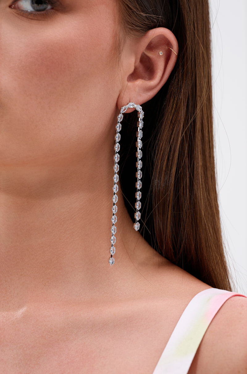WATERFALL DANGLE EARRING IN SILVER