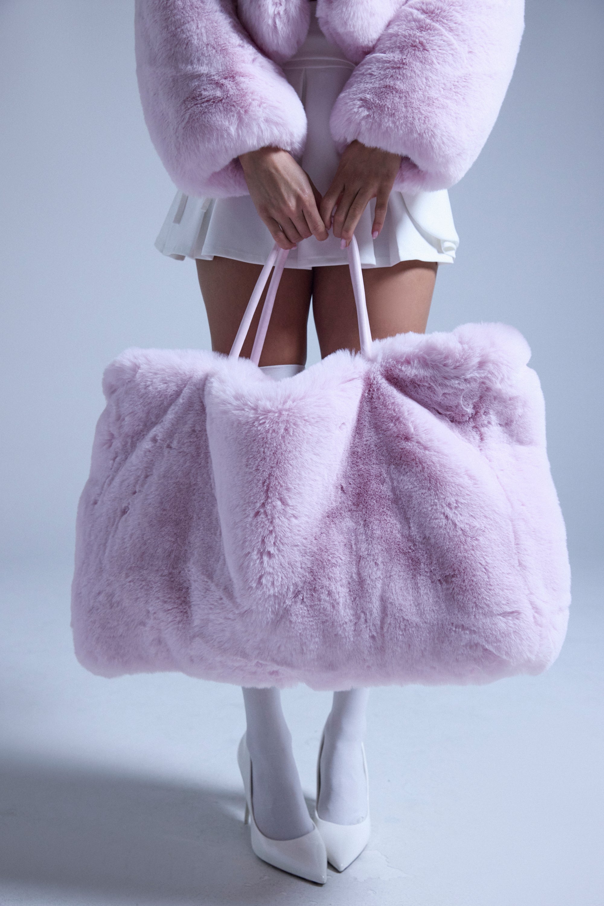 BB GURLLLL FAUX FUR TOTE