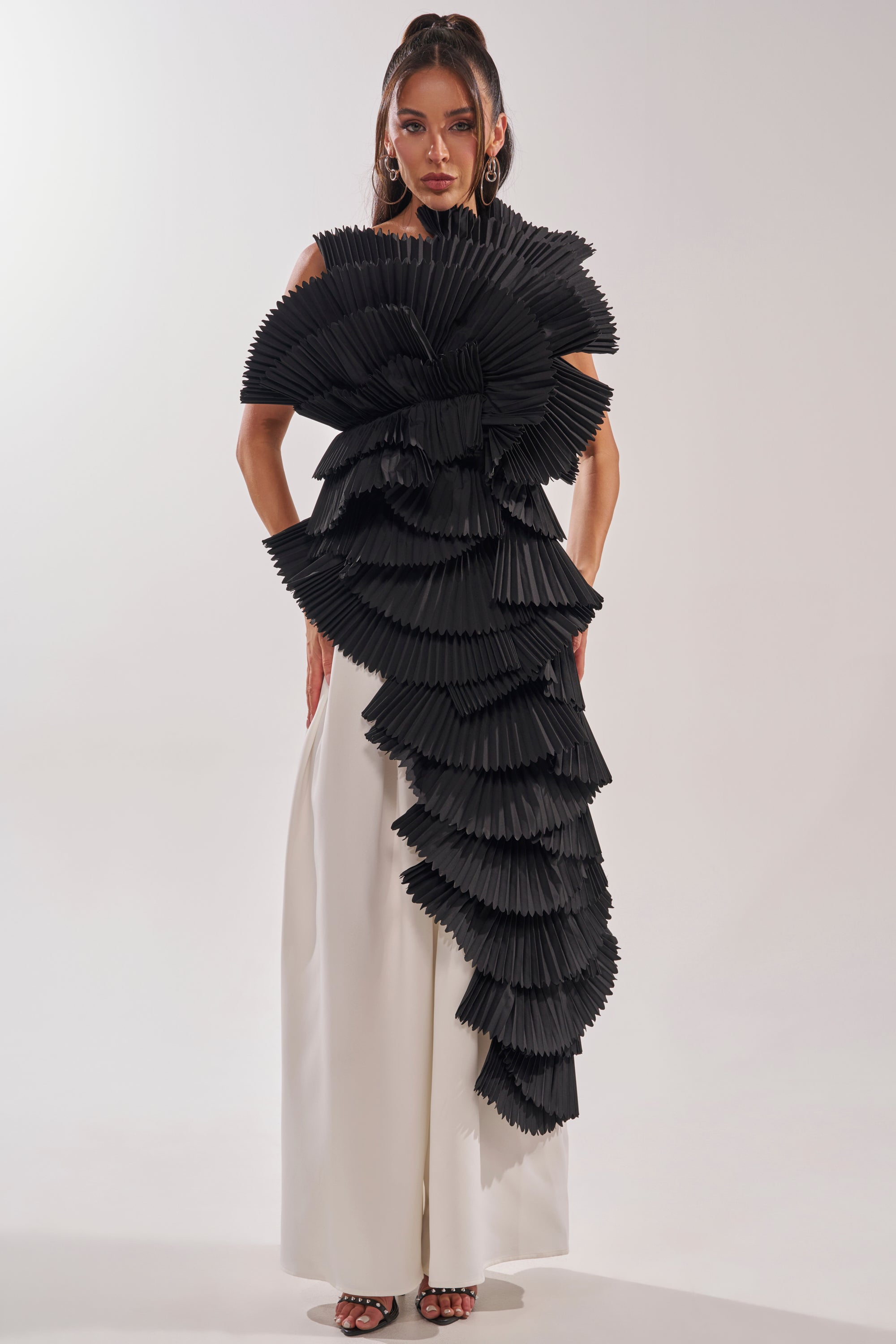 LUXURIOUS ASYMMETRICAL TOP IN BLACK