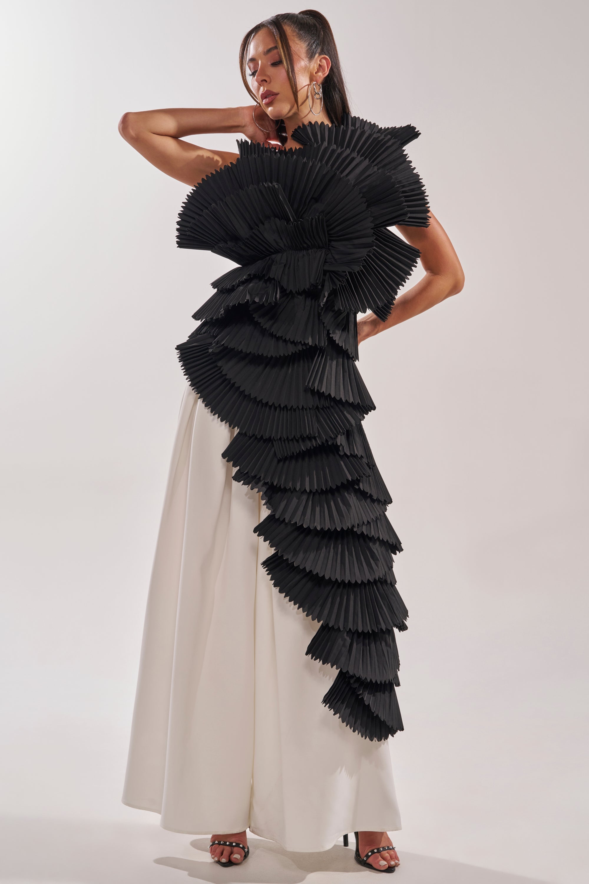 LUXURIOUS ASYMMETRICAL TOP IN BLACK