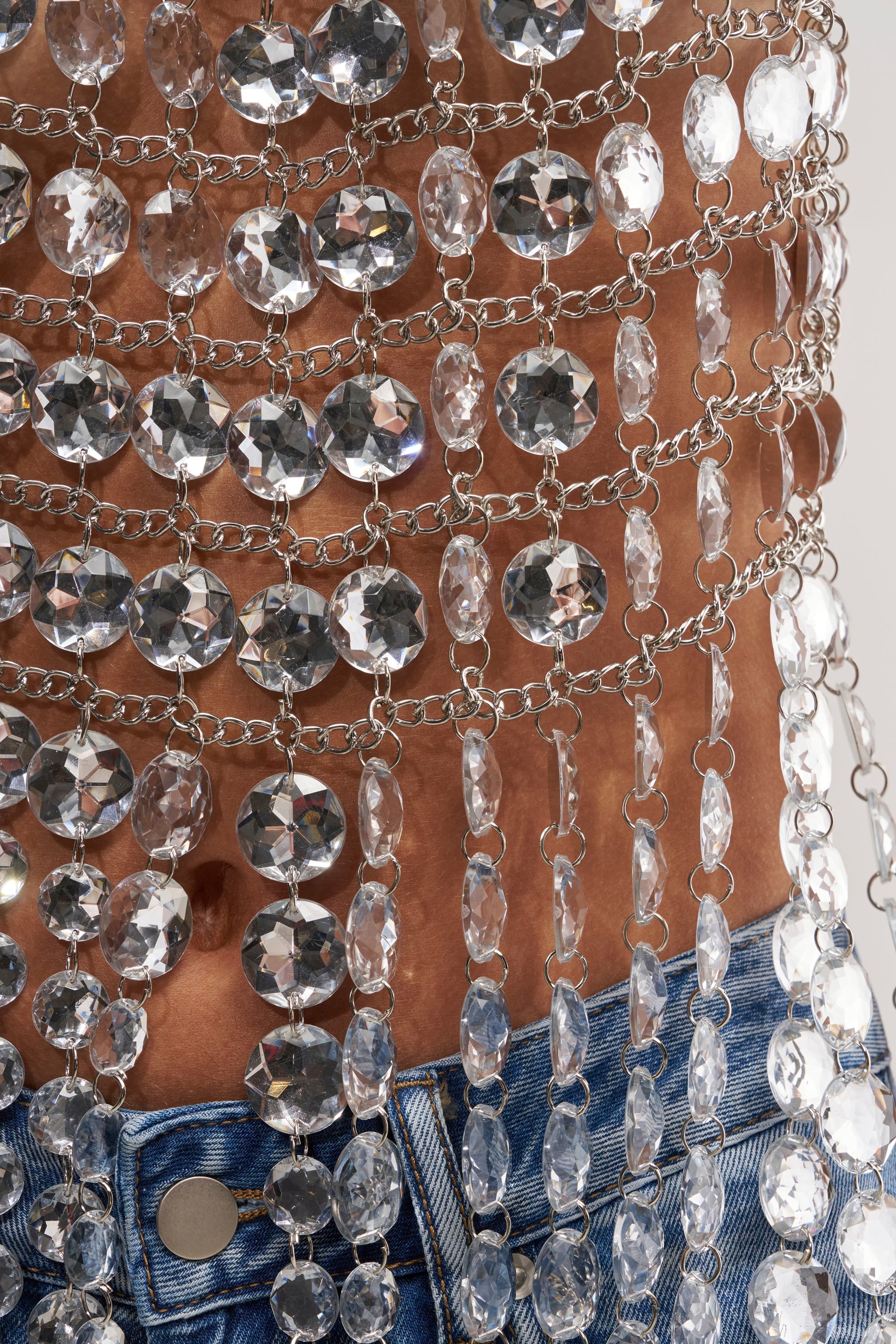 LOOK AT THIS CHAIN TOP