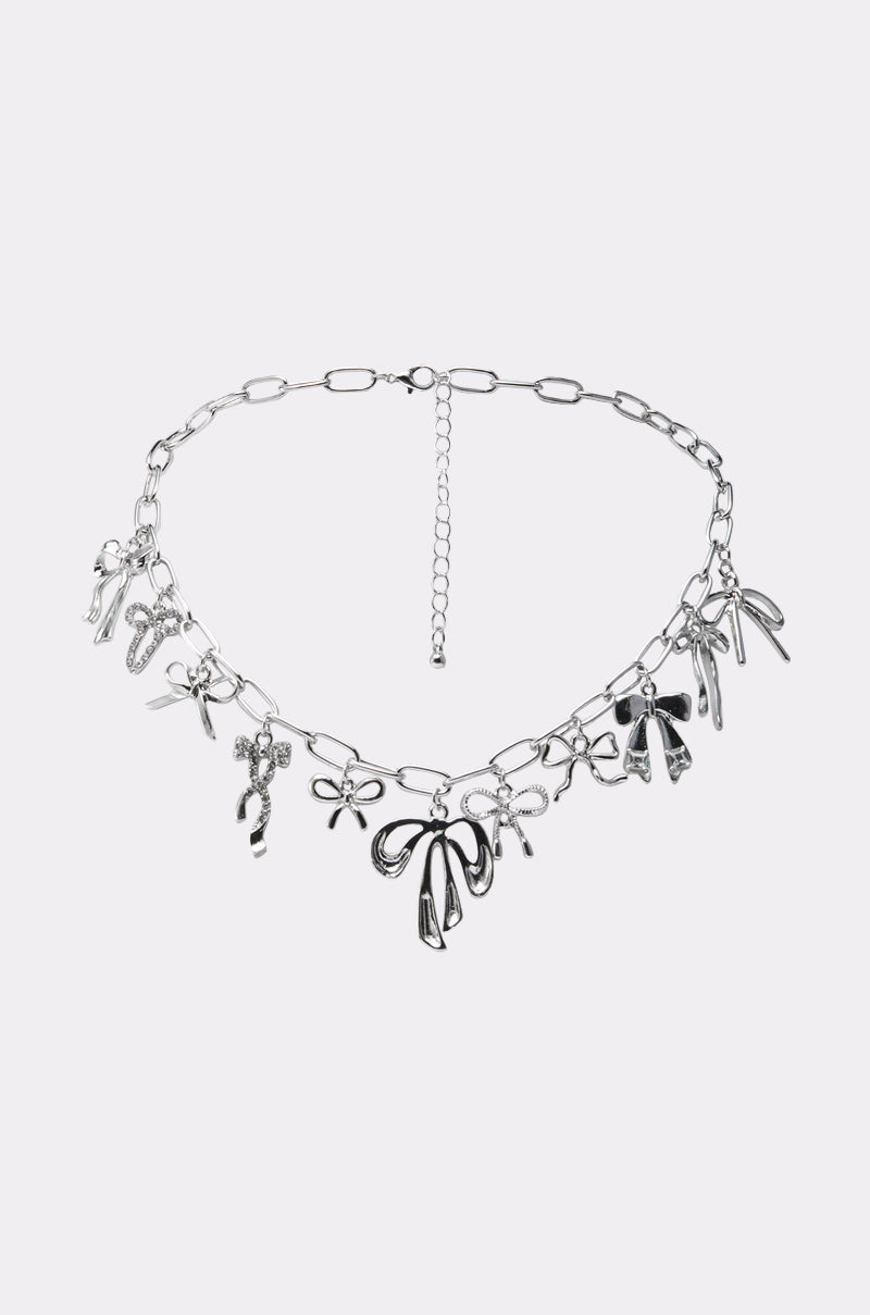 CUTESY NECKLACE