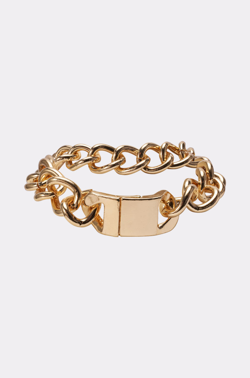 ITS HEAVY NECKLACE IN GOLD