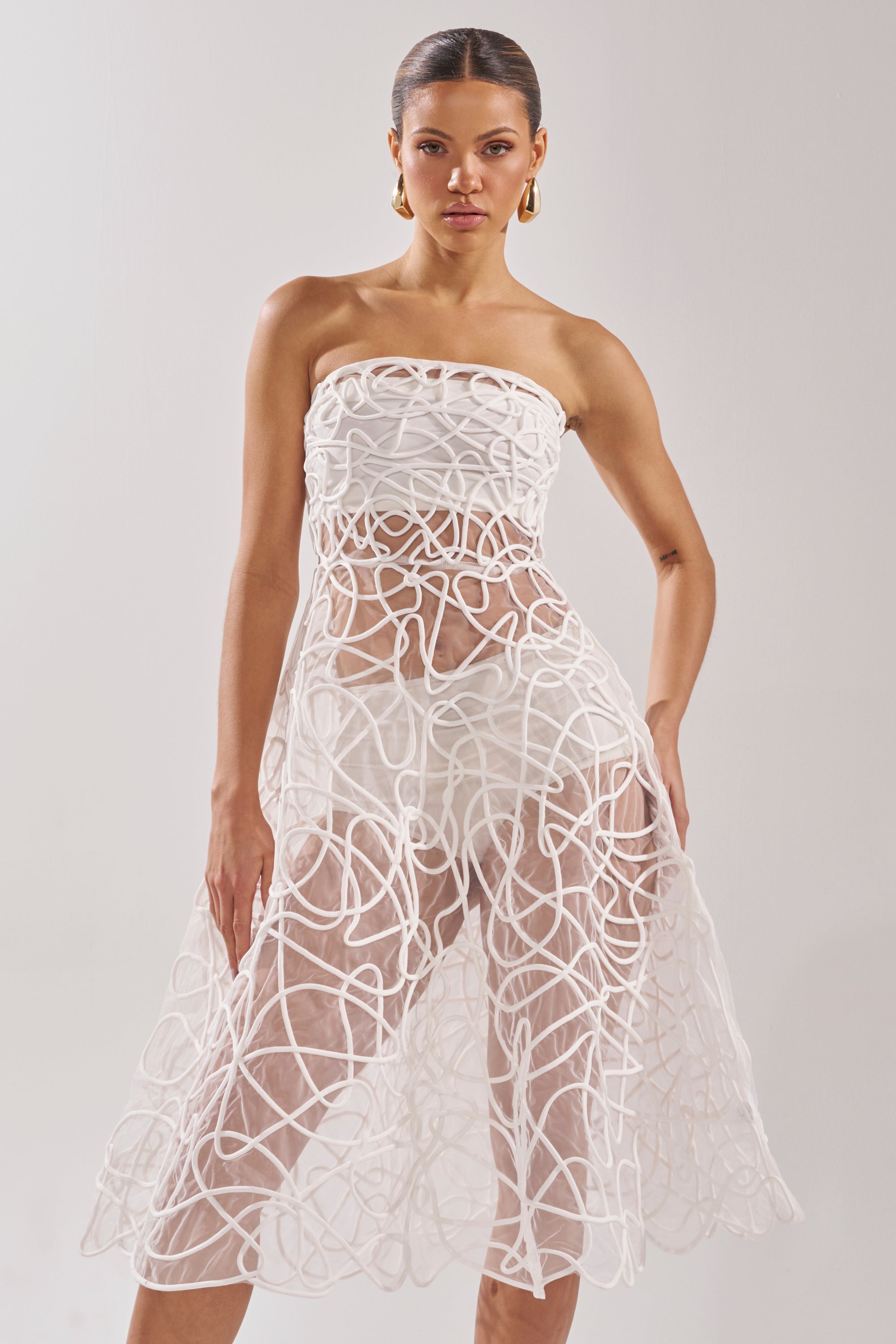 MAYA ABSTRACT MIDI DRESS IN WHITE