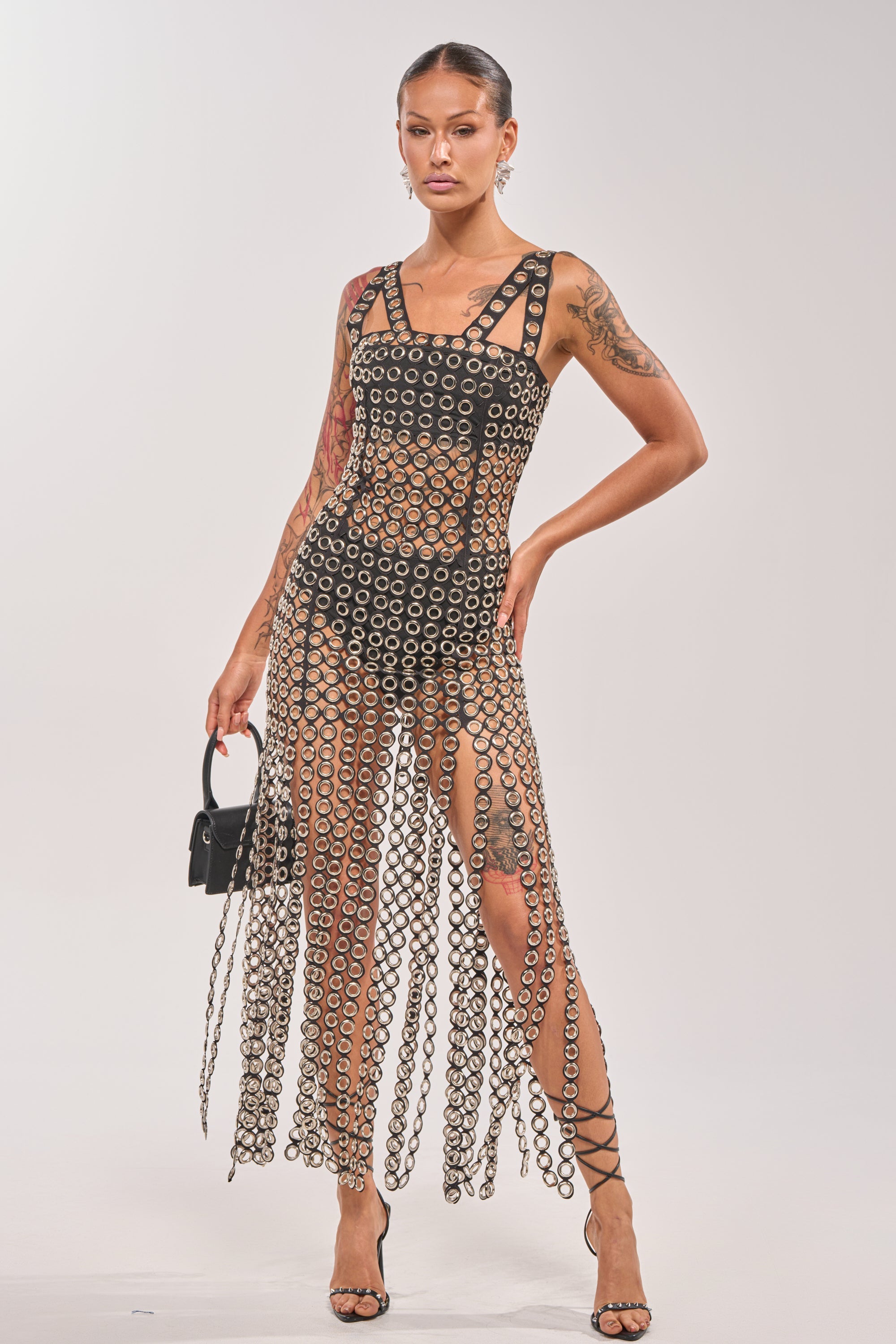 FLIRT ALERT CHAIN MIDI DRESS