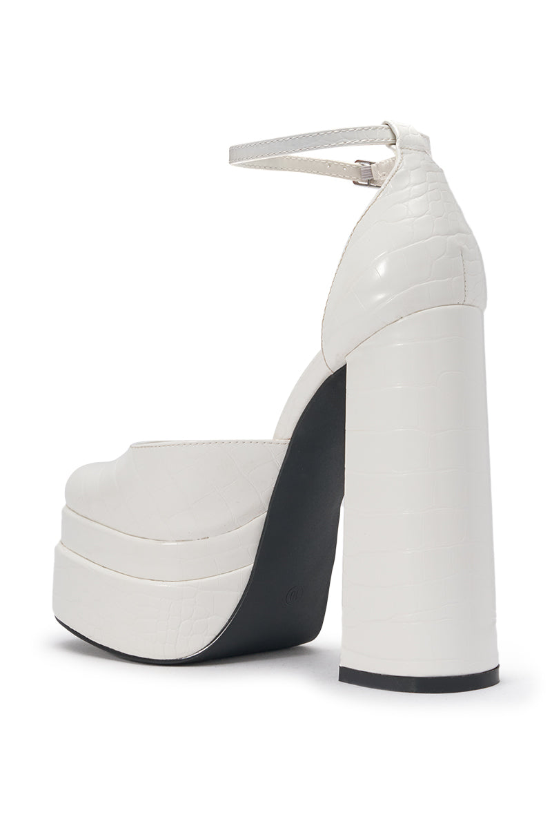 AZALEA WANG YUFFIE WHITE CROC PLATFORM PUMP