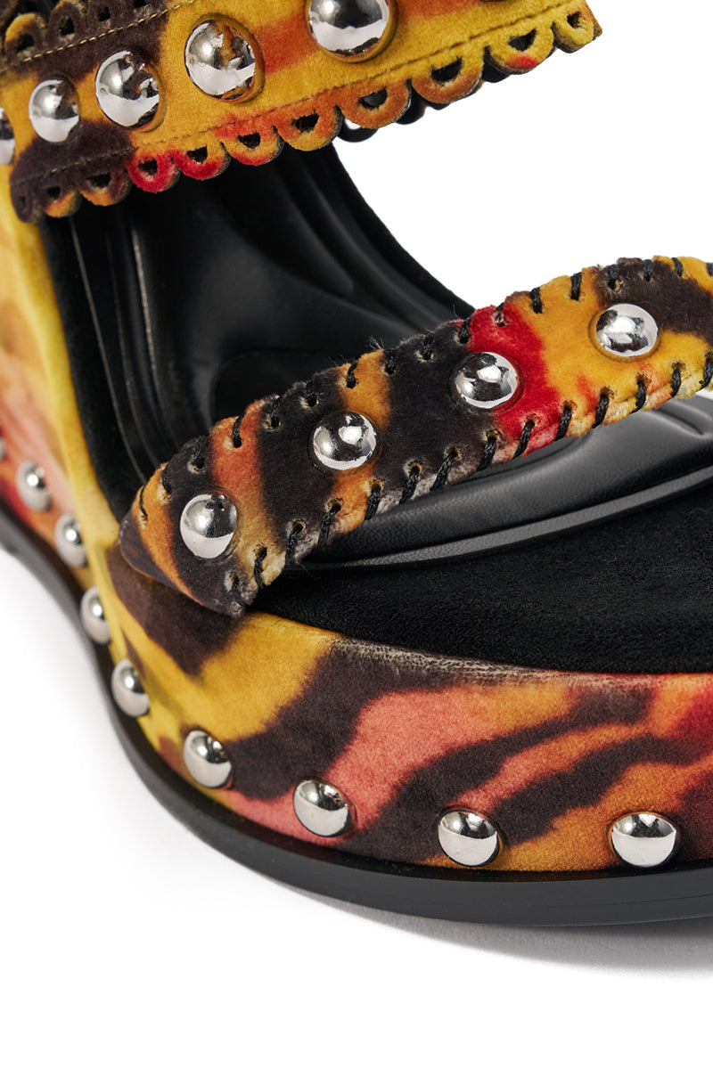 AKIRA GOLD ZANIA TIGER MULTI PRINT FRINGE EMBELLISHED WEDGE SANDAL