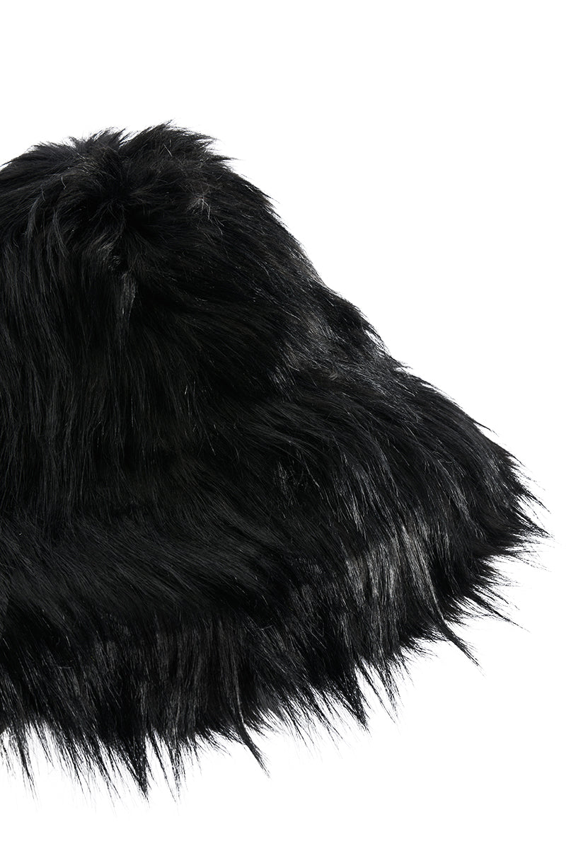 DIVINE FEMININE OVERSIZED FAUX FUR BUCKET HAT