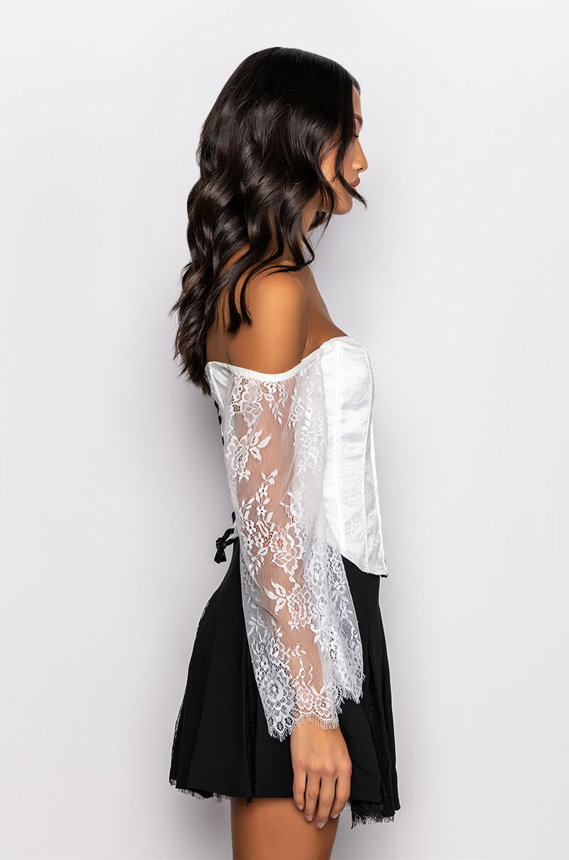 DREAMY OFF THE SHOULDER LACE CORSETED BLOUSE