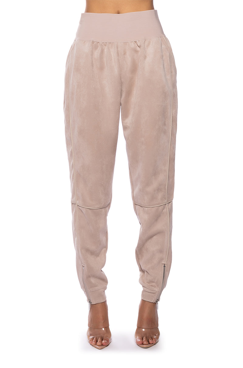 FAUX SUEDE JOGGER