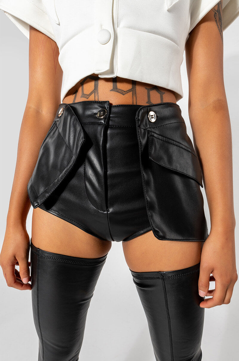 GIMME MORE HOTPANT