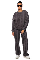 DISTRESSED OVERSIZED WIDE LEG PANTS