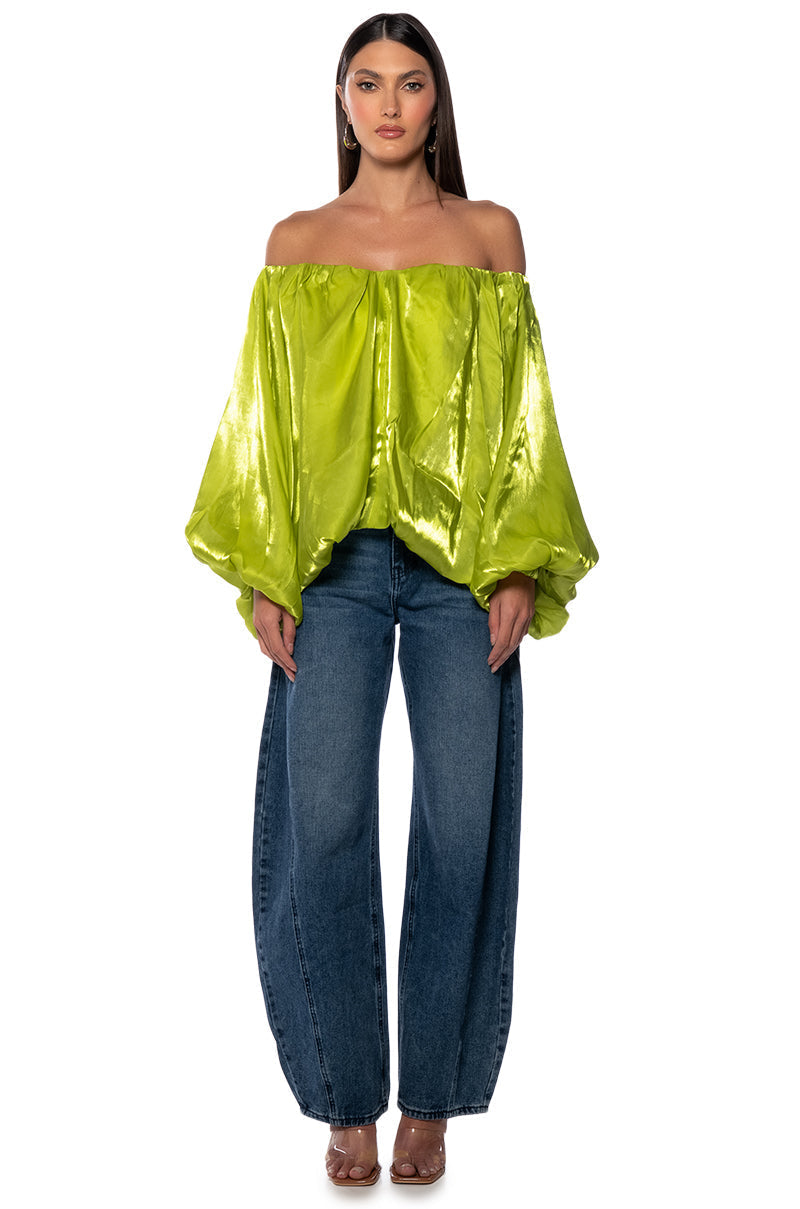 IVY OVERSIZED SLEEVE BLOUSE