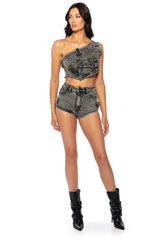 KENLY BUCKLE DETAIL DENIM SHORTS