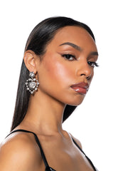 QUEENDOM EARRING