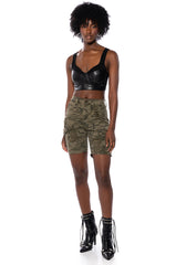 ULTRA HIGH RISE SHREDDED DENIM SHORT